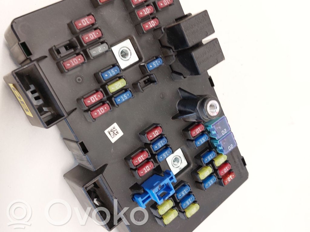 Opel Antara Fuse module 