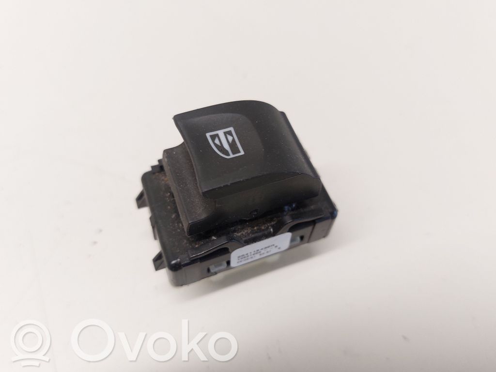 Dacia Sandero III Electric window control switch 