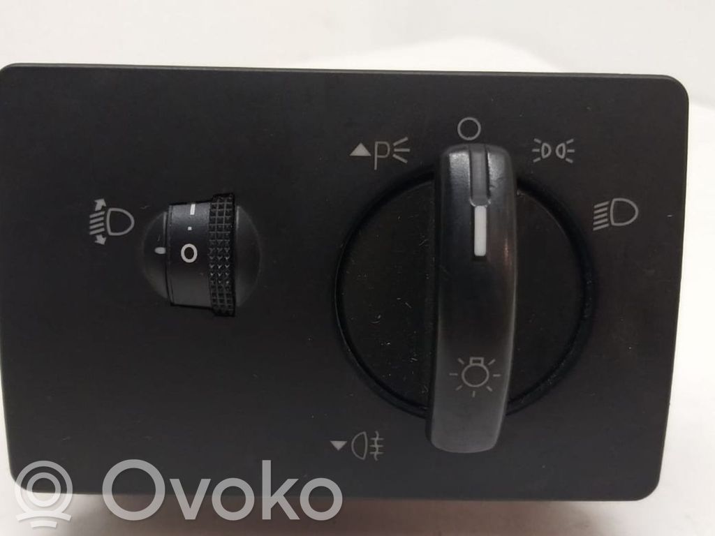 Light switch   4M5T13A024FA,04059760