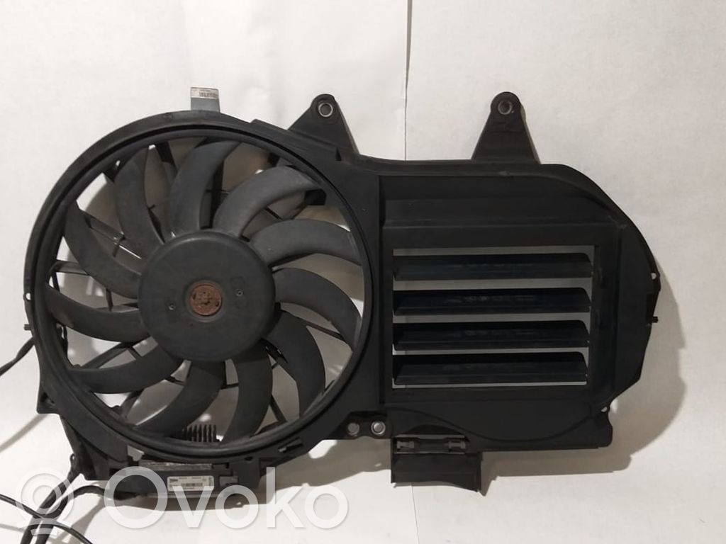 Audi A4 S4 B7 8E 8H Ventilador eléctrico del radiador 