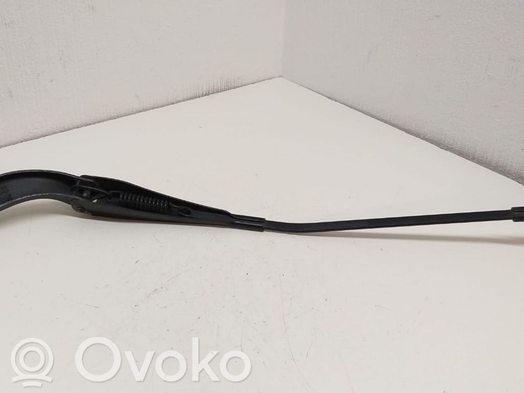 BMW 1 E81 E87 Wischerarm vorne 