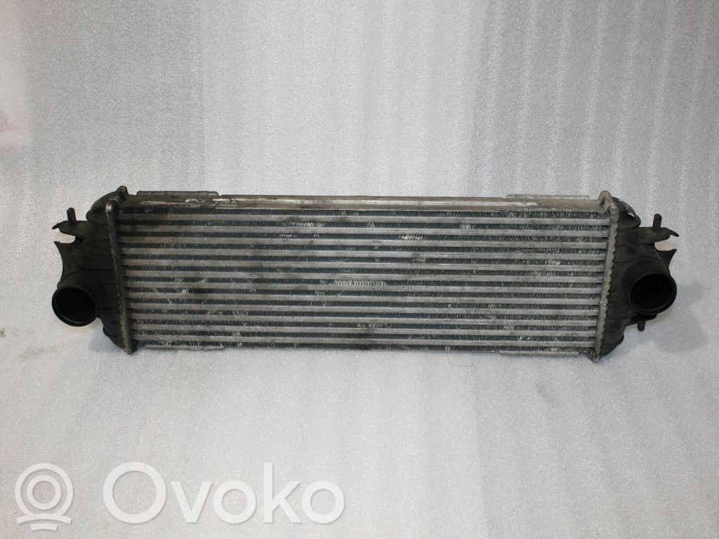 Opel Vivaro Interkūlerio radiatorius 