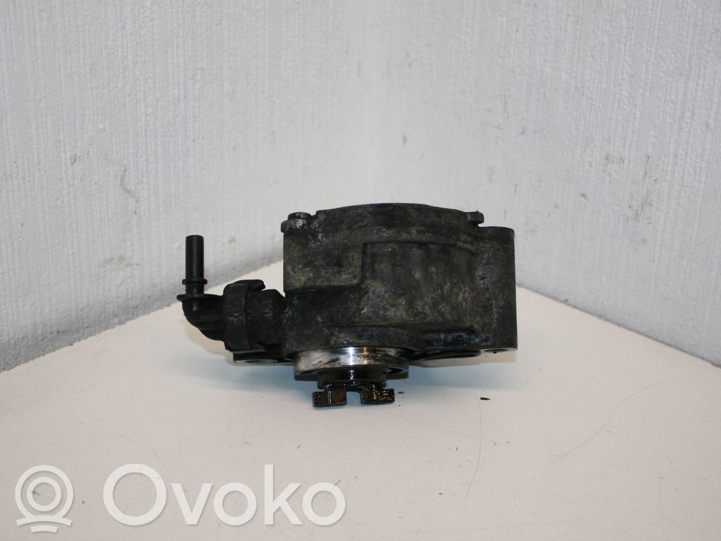 Vacuum pump