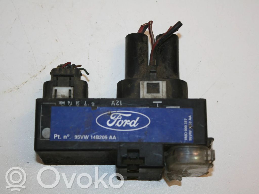 Ford Galaxy Jäähdytyspuhaltimen rele 