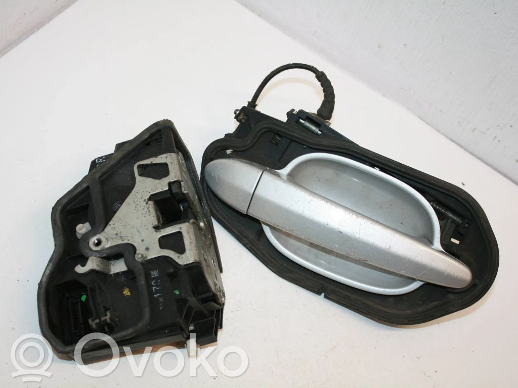 BMW 5 E60 E61 Etuoven ulkokahva 