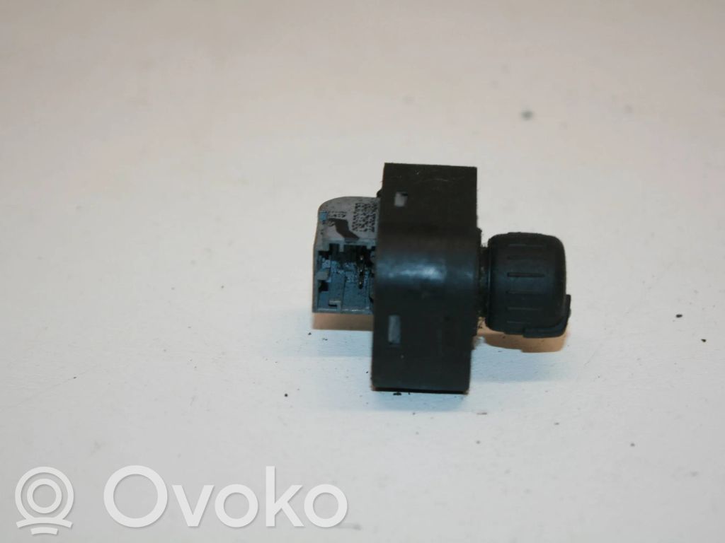 Interruptor del espejo lateral   8E0959565