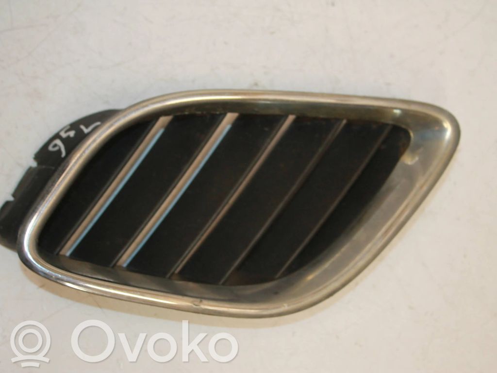 Saab 9-5 Front bumper upper radiator grill 