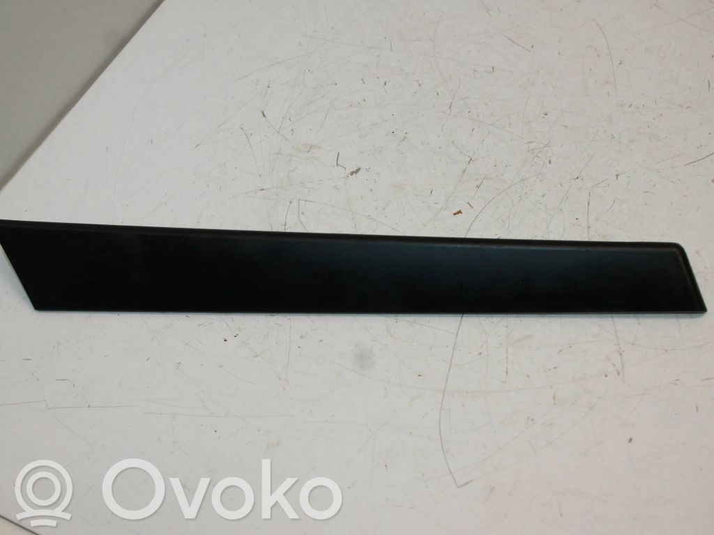 Audi A3 S3 8P Listwa tapicerki drzwi przednich 