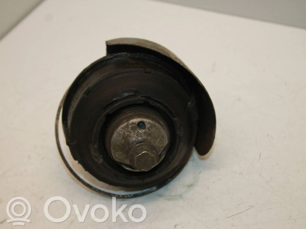Volvo V70 Wspornik / Mocowanie silnika 