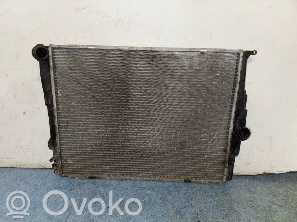 BMW 3 E90 E91 Aušinimo skysčio radiatorius 