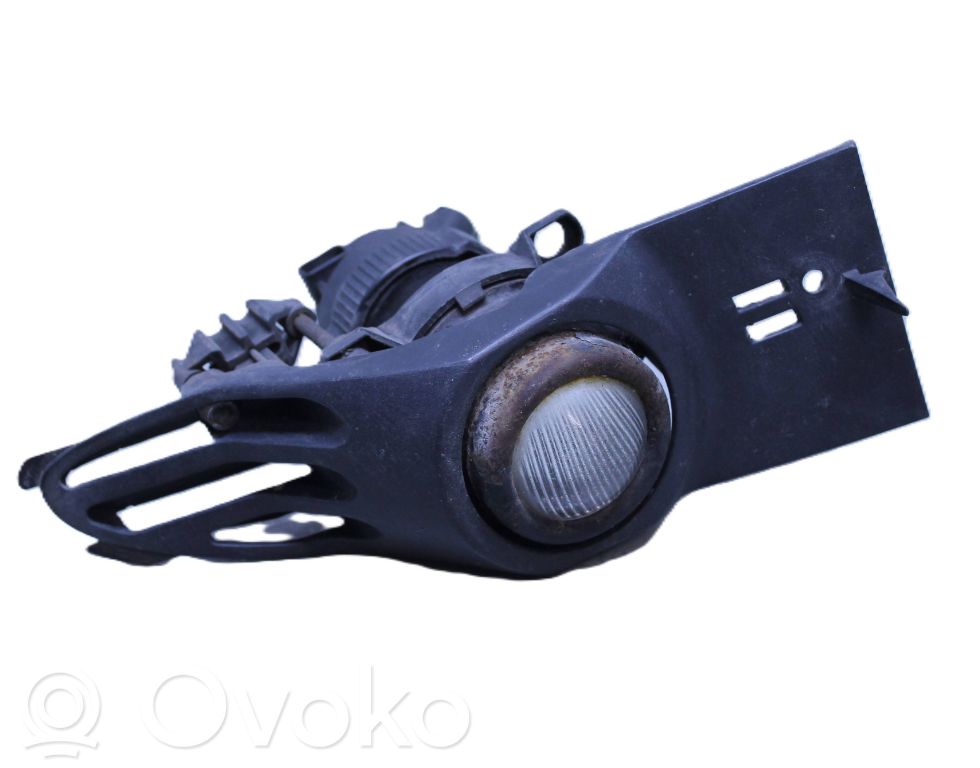 Miglas lukturis priekšā   15563500,155477,15165300