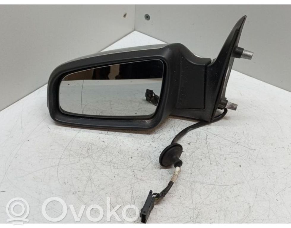 Opel Zafira B Elektryczne lusterko boczne drzwi przednich 