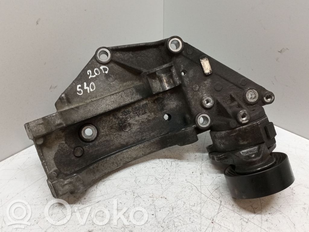 Volvo S40 Suport generator/alternator 