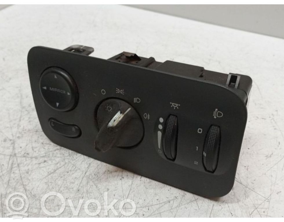 Chrysler Grand Voyager IV Interruptor de luz 