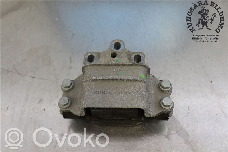 Audi Q3 8U Gearbox mount 