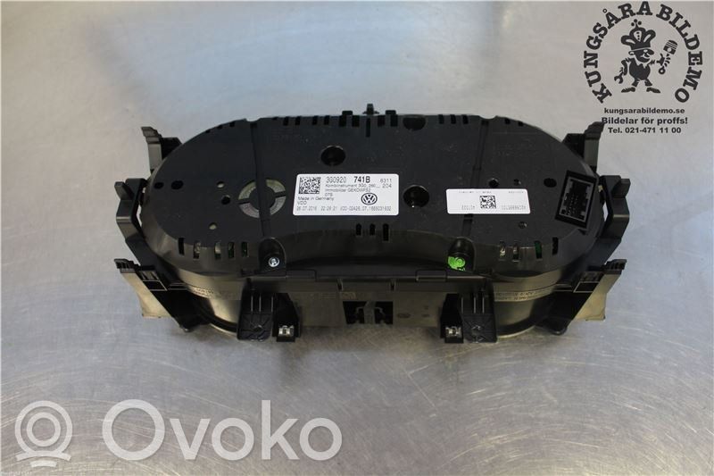 Volkswagen PASSAT B8 Spidometrs (instrumentu panelī) 