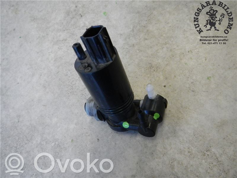 Ford Fiesta Windscreen/windshield washer pump 