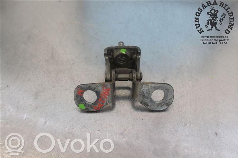 Ford Kuga II Tailgate/trunk/boot hinge 