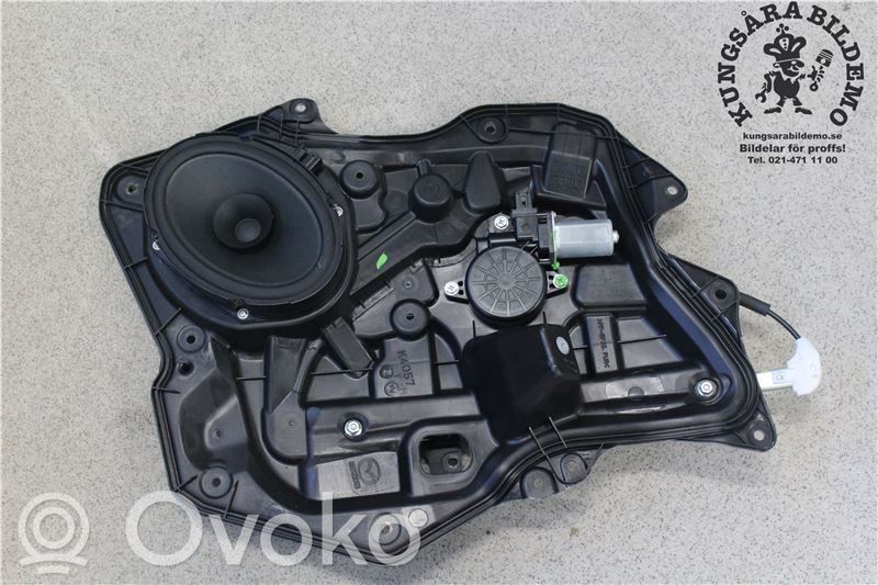 Mazda 3 II Regulador de puerta trasera con motor 