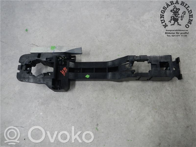 Nissan Navara D23 Manecilla externa puerta delantera 