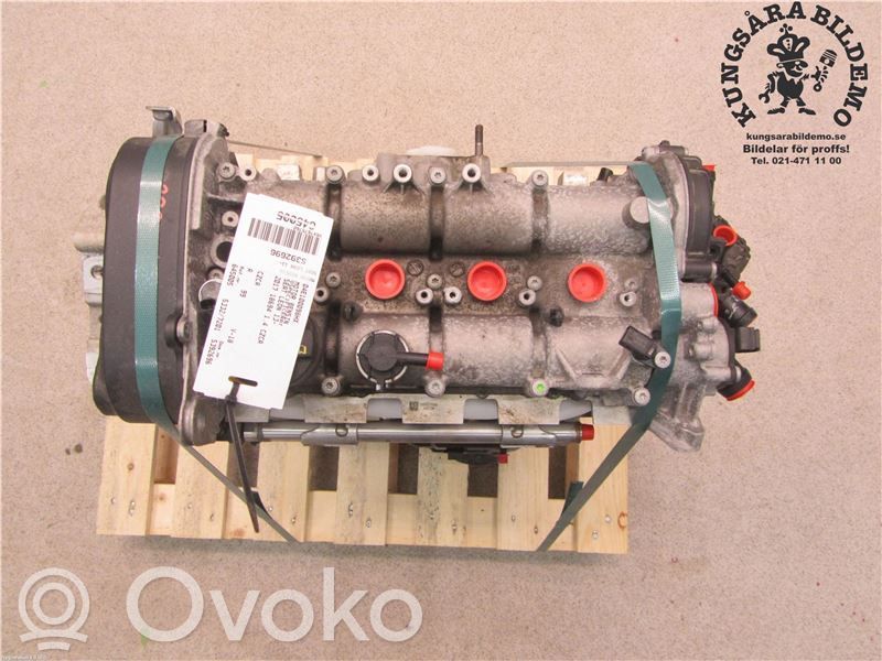 Motor   04E100098HX,CZCA