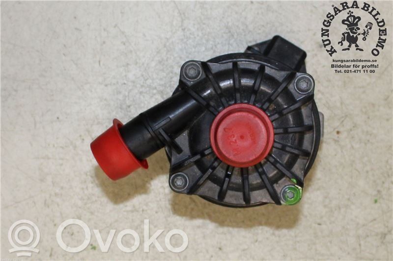 Audi A4 S4 B9 Pompa cyrkulacji / obiegu wody 