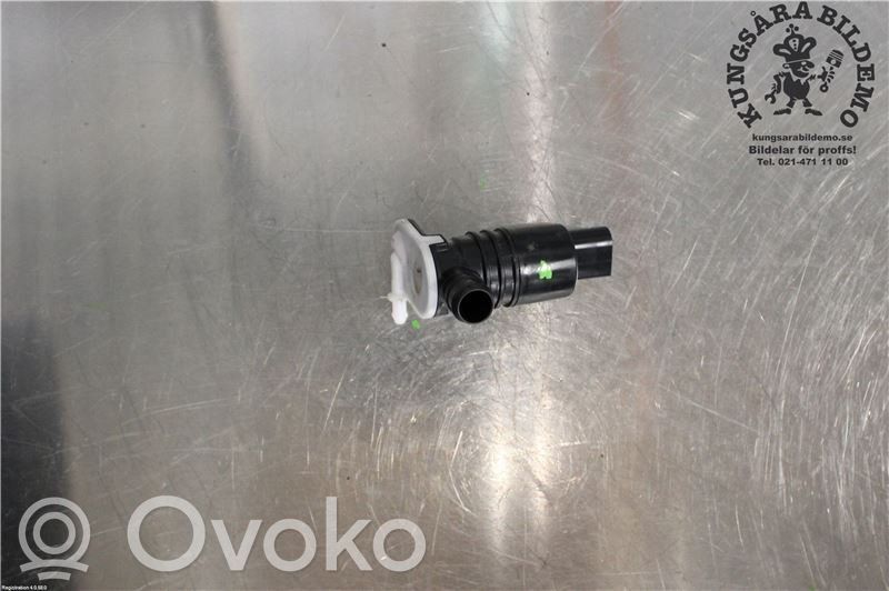 Ford Focus Windscreen/windshield washer pump 