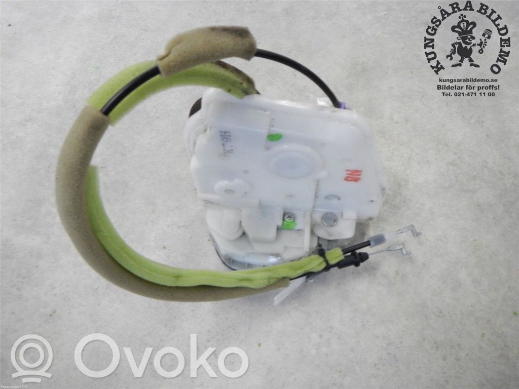 Mazda 3 III Rear door lock 