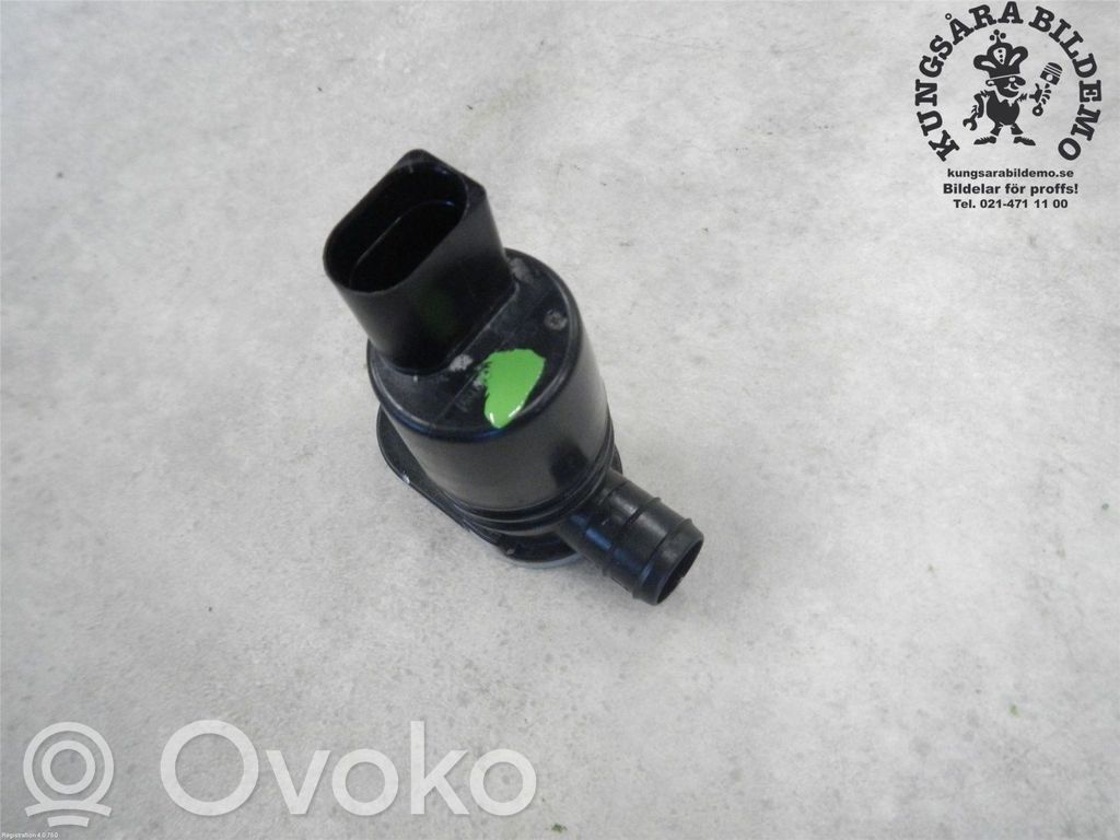Ford Focus Windscreen/windshield washer pump 