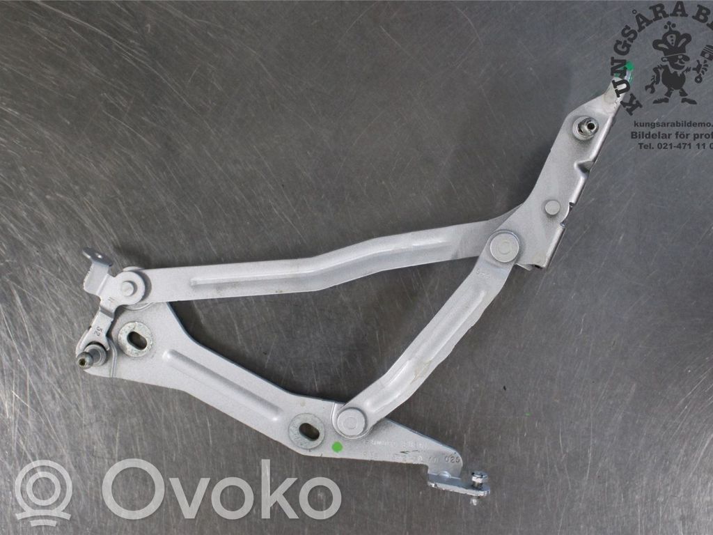 Ford Mustang VI Tailgate/trunk/boot hinge 
