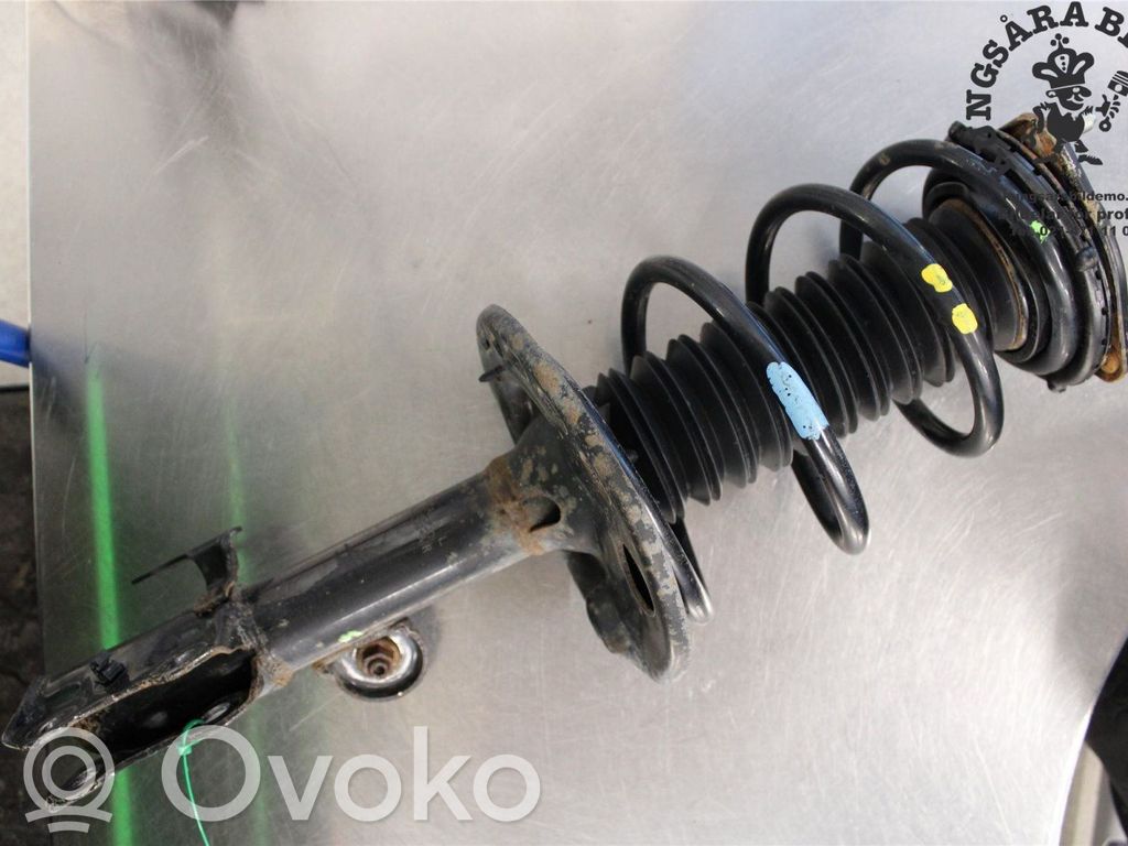 Toyota RAV 4 (XA40) Amortyzator osi przedniej ze sprężyną 