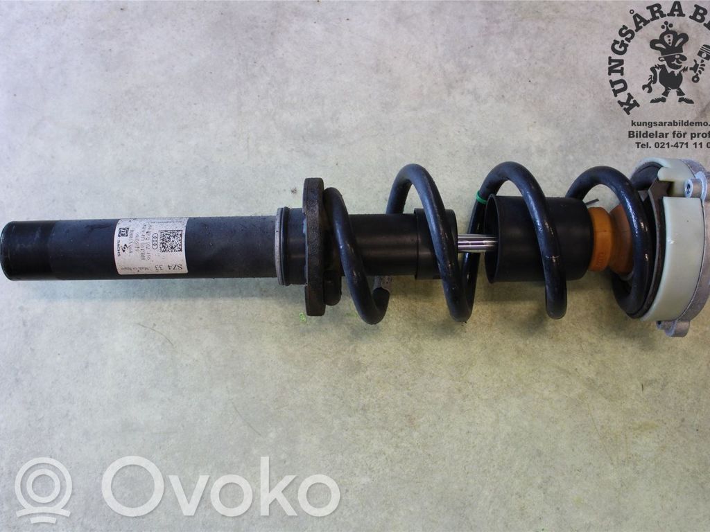 Audi A4 S4 B9 Amortyzator osi przedniej ze sprężyną 