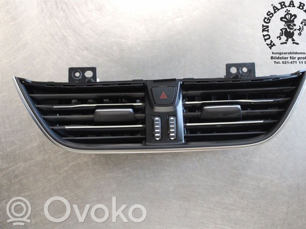 Ford Kuga III Centrinės oro grotelės 