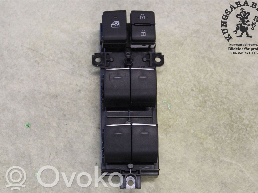 Electric window control switch   8404002160,8404002160,8404002160