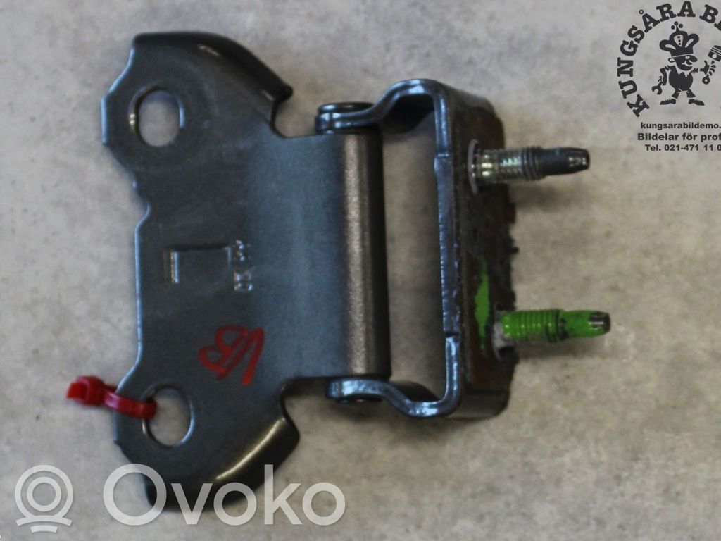 Tailgate/trunk/boot hinge   6882002050