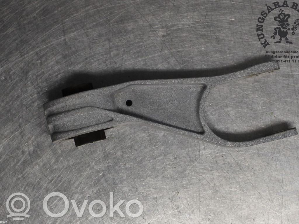 Porsche Macan (95B) Engine mounting bracket 
