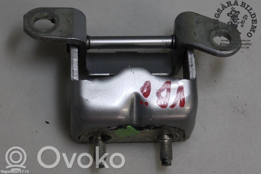 Nissan Note (E12) Rear door upper hinge 