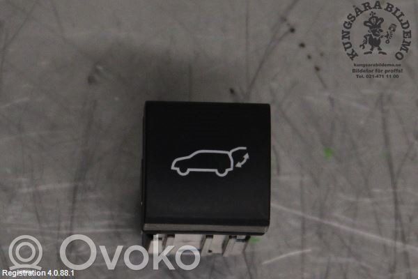 Tailgate/boot open switch button   8496602010