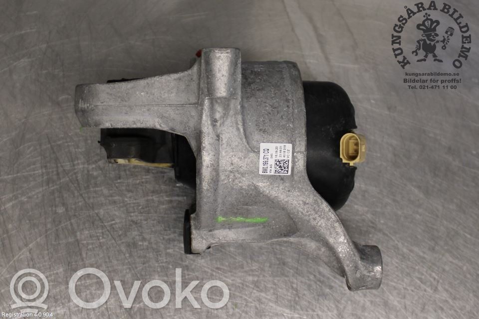 Audi A5 Engine mounting bracket 
