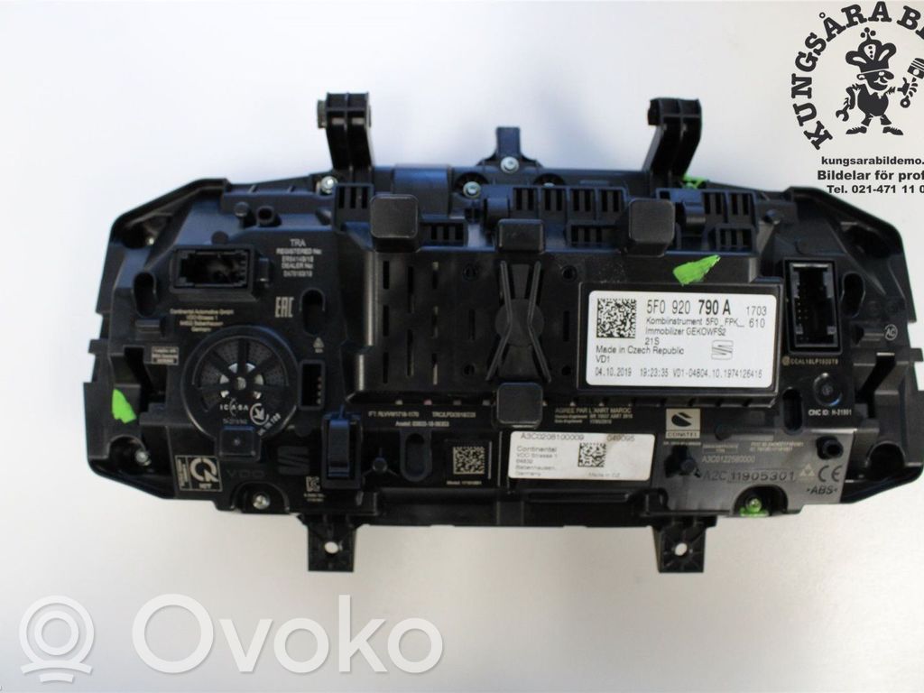 Seat Leon (5F) Speedometer (instrument cluster) 