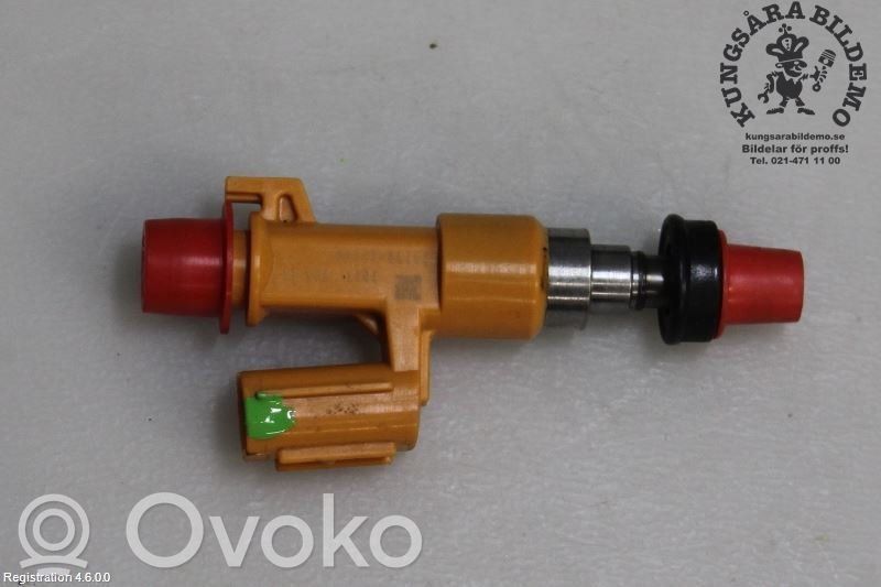 Lexus RX 450H Inyector de combustible 