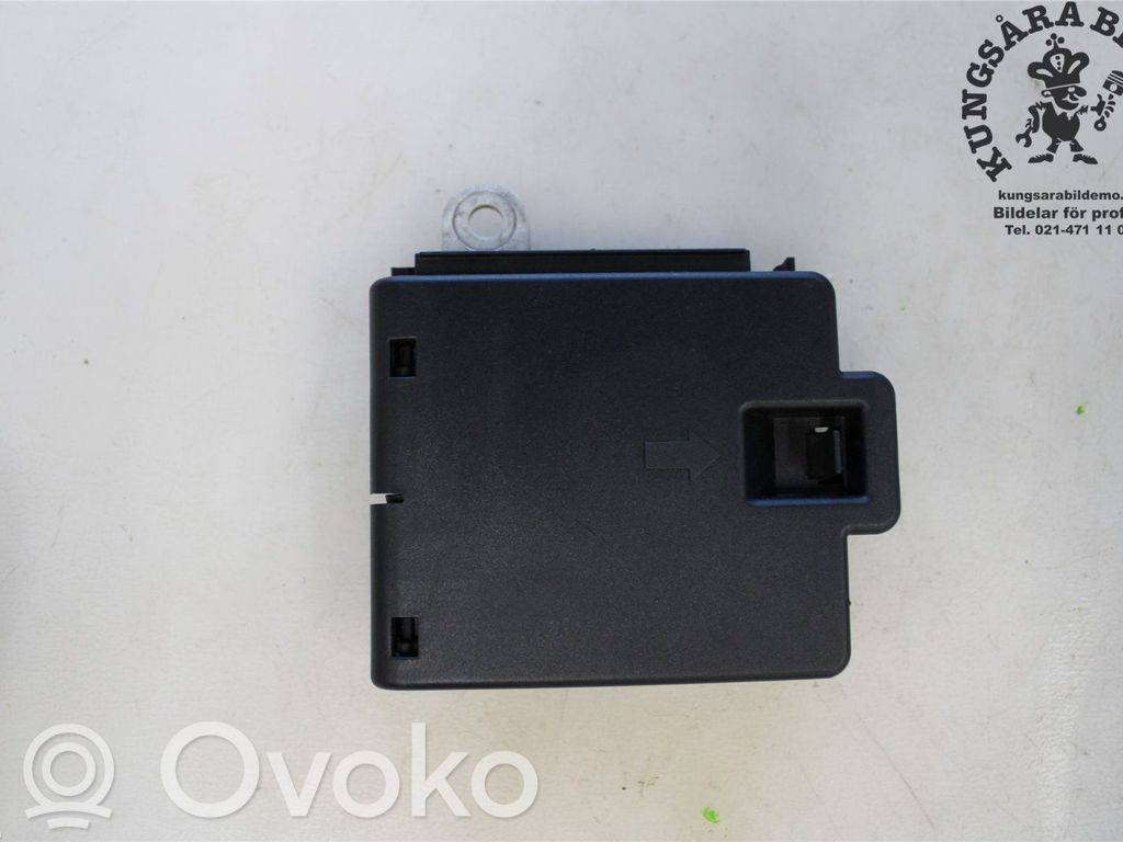 Porsche Cayenne (9PA) Fuse module 
