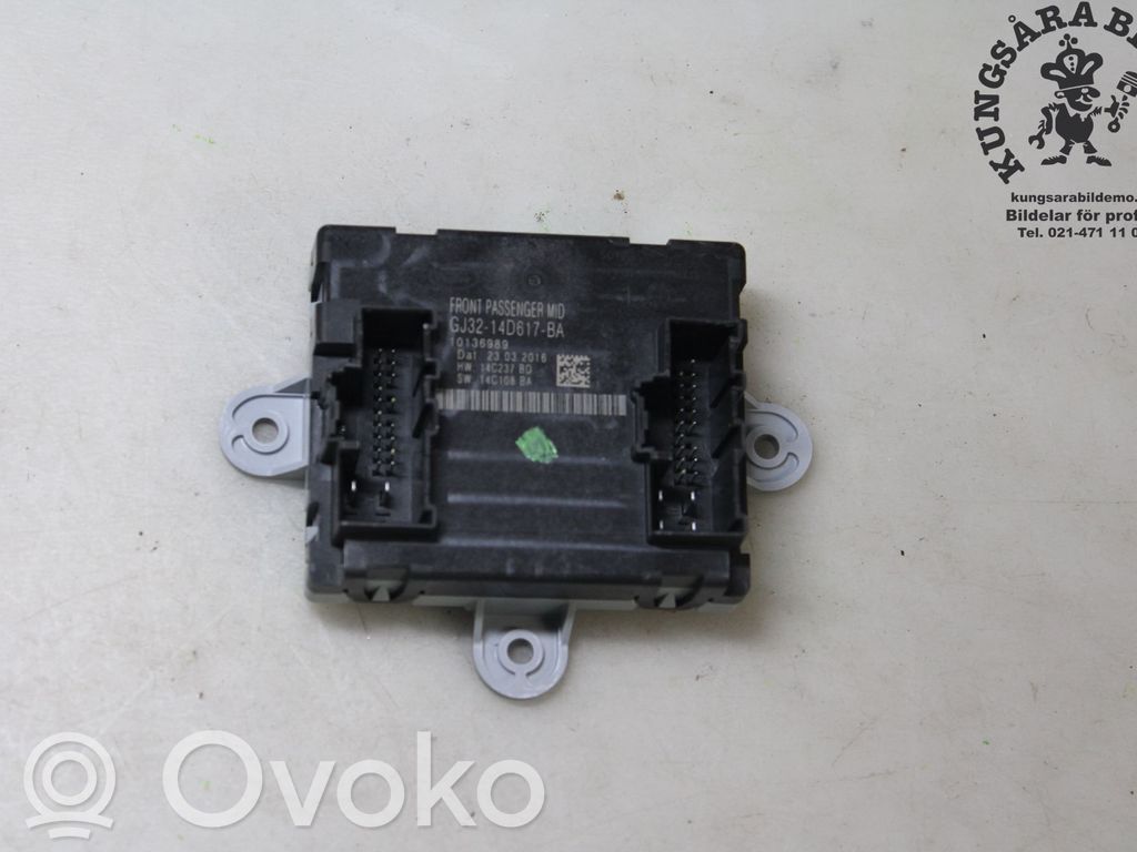 Jaguar F-Pace Door control unit/module 