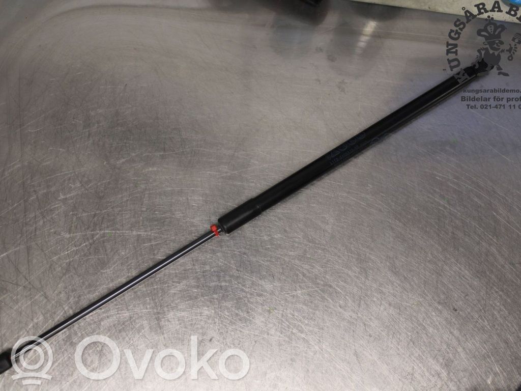 Ford Puma Tailgate strut 