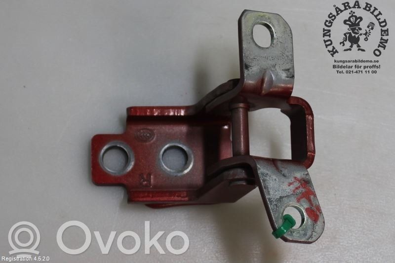 Mazda 3 Etuoven yläsarana 