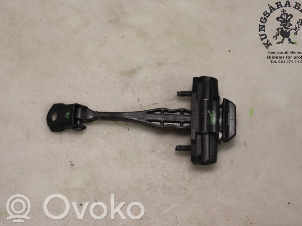 Ford Puma Etuoven pidätin 