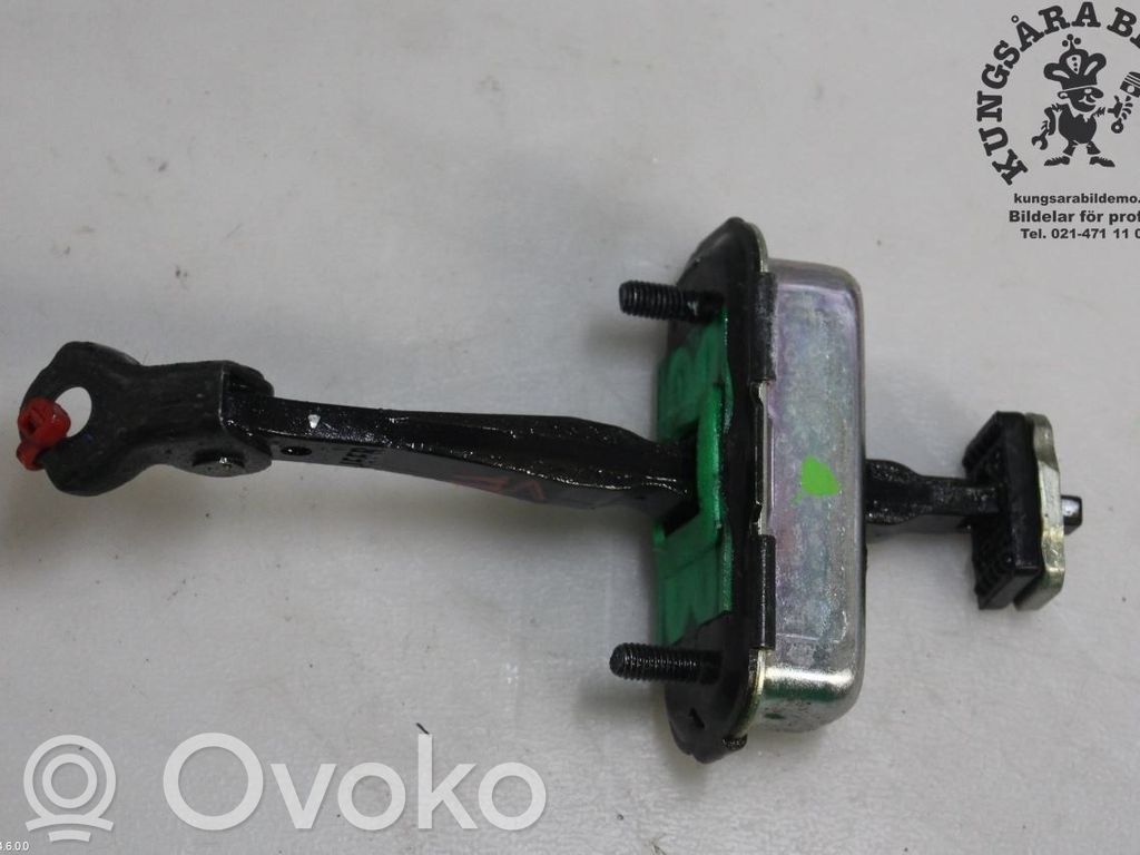 KIA Optima Etuoven pidätin 