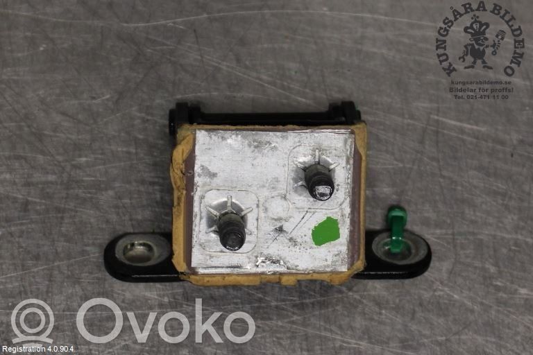 Volvo XC90 Tailgate/trunk/boot hinge 
