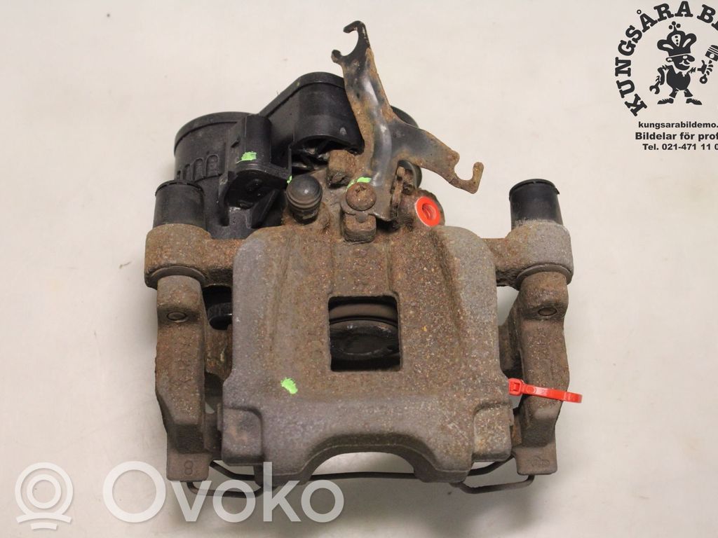 Land Rover Range Rover Evoque L551 Tylny zacisk hamulcowy 