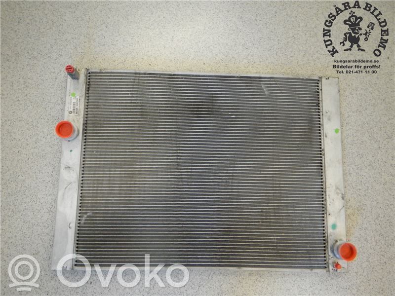 BMW 5 E60 E61 Coolant radiator 